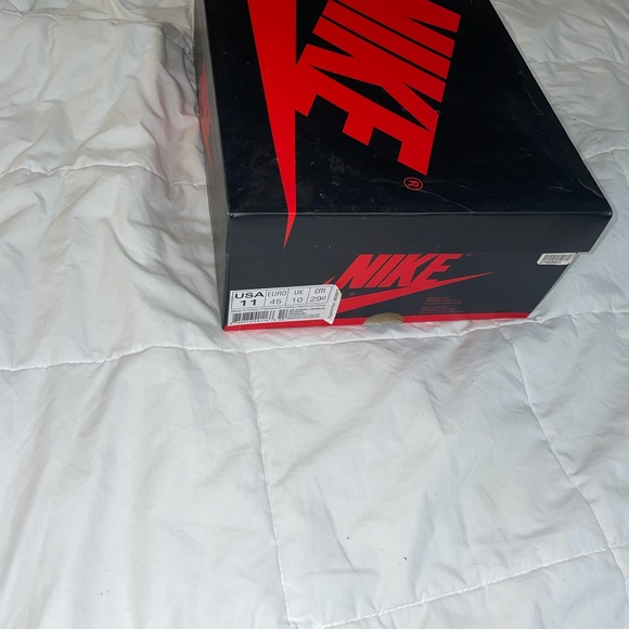 COPY - Jordan 1 Retro High Paris Saint Germain - Picture 3 of 6